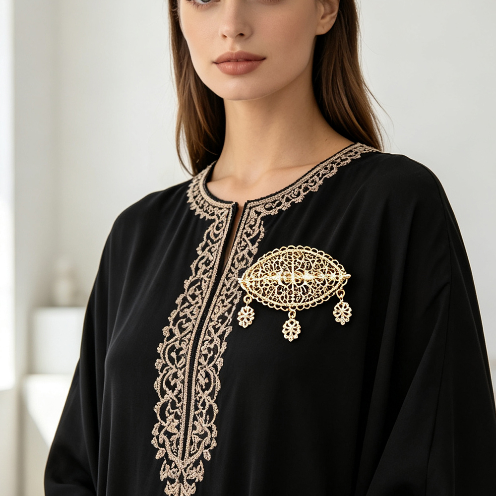 Chic Arabic Women Brooch Hollo - Ethnic Chic Fashion recension och pris
