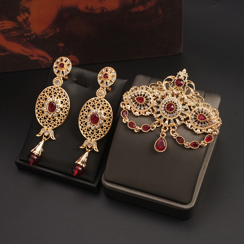 Chic Morocco Rhinestone Brooch - Ethnic Chic Fashion recension och pris