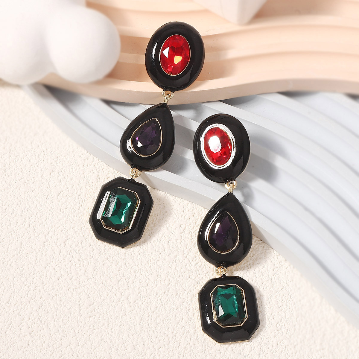Retro-chic enamel, unique ethn - Ethnic Chic Fashion recension och pris