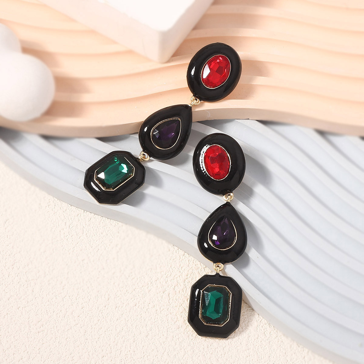 Retro-chic enamel, unique ethn - Ethnic Chic Fashion recension och pris