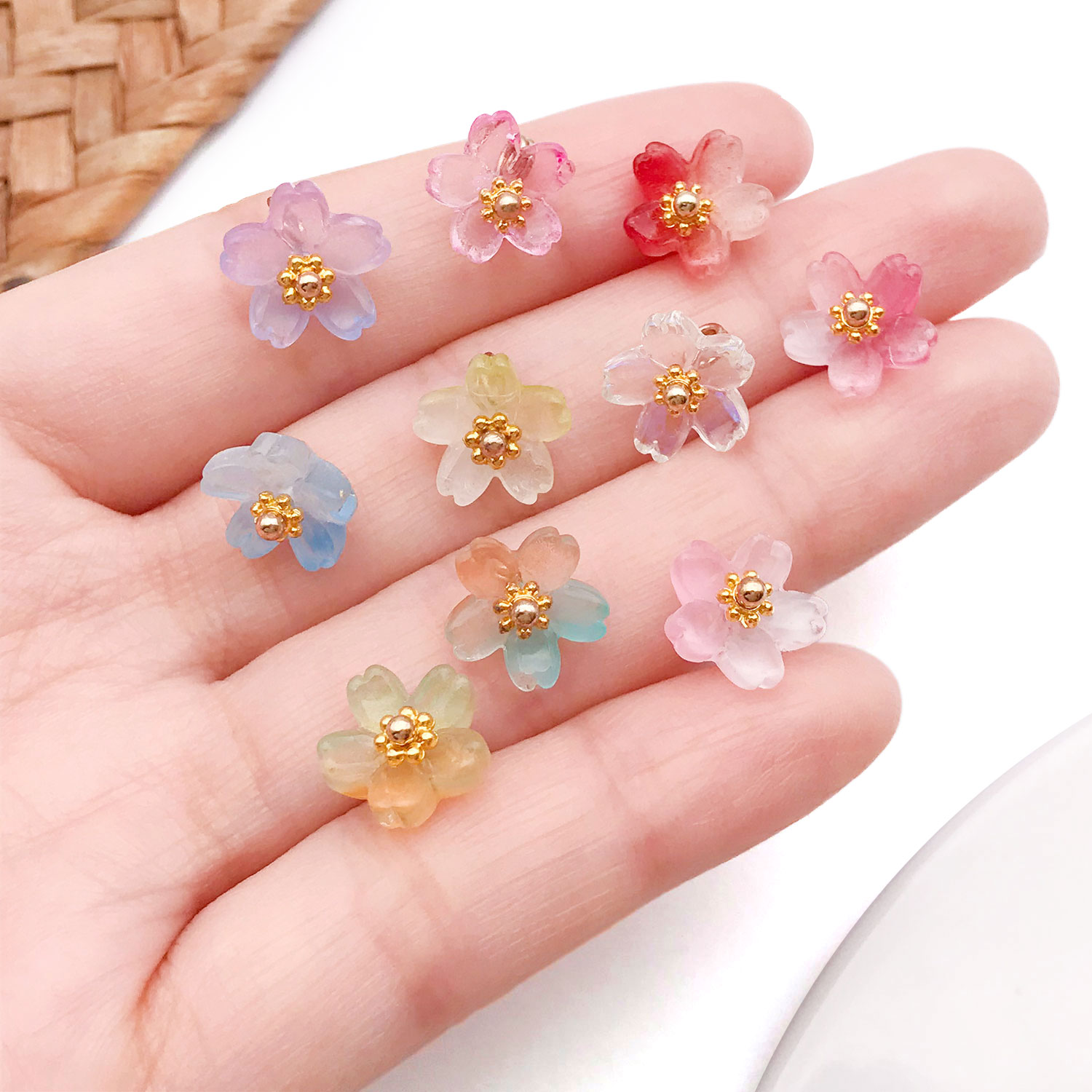 10/20pcs Vibrant Glass Cherry  - Ethnic Fashion Wear recension och pris